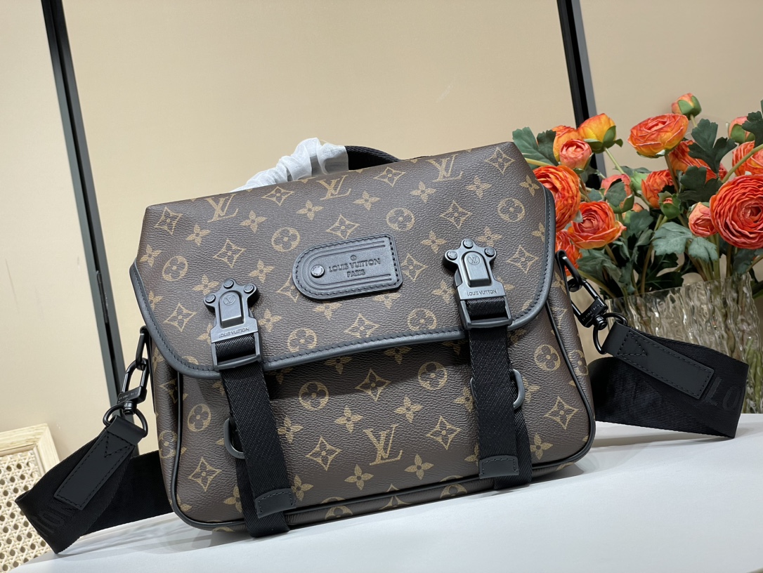 Louis Vuitton Satchel Bags